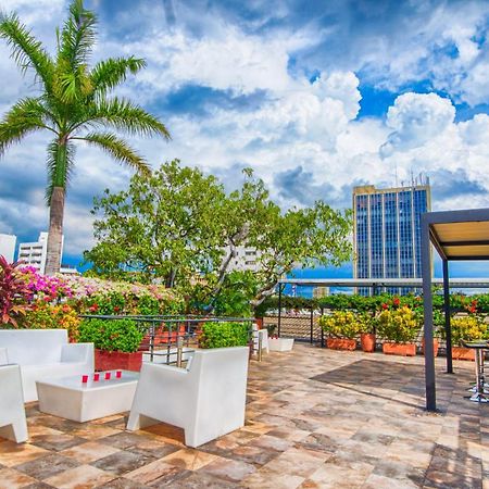Hotel Rosales Boutique เนย์บา ภายนอก รูปภาพ