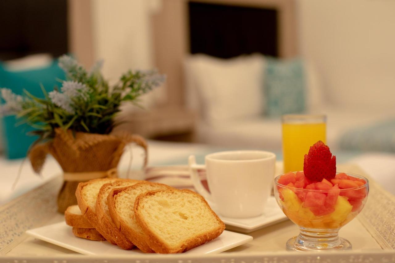 Hotel Rosales Boutique เนย์บา ภายนอก รูปภาพ