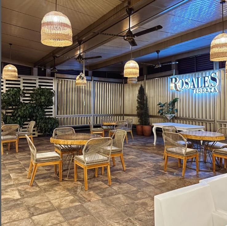 Hotel Rosales Boutique เนย์บา ภายนอก รูปภาพ